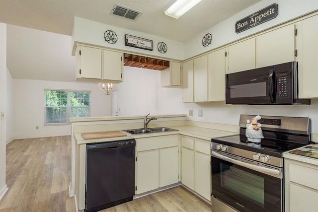 6410 SPRING FLOWER DRIVE 26, New Port Richey, FL 34653