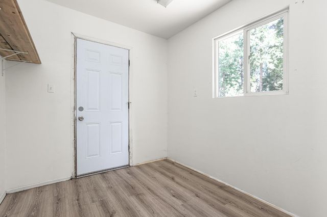 5980 Pony Express Trl, Pollock Pines, CA 95726