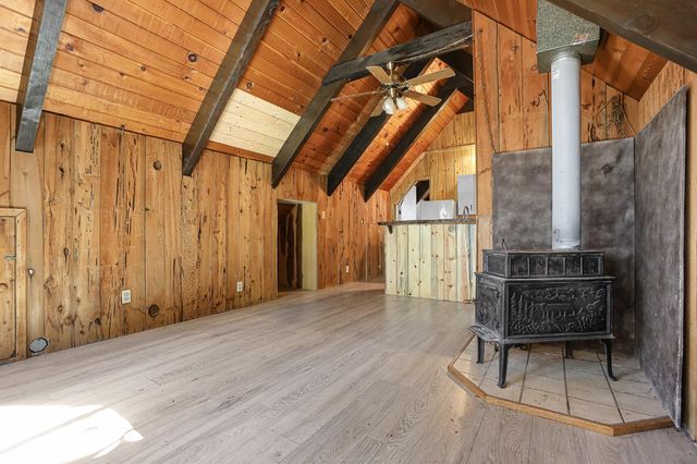 5980 Pony Express Trl, Pollock Pines, CA 95726