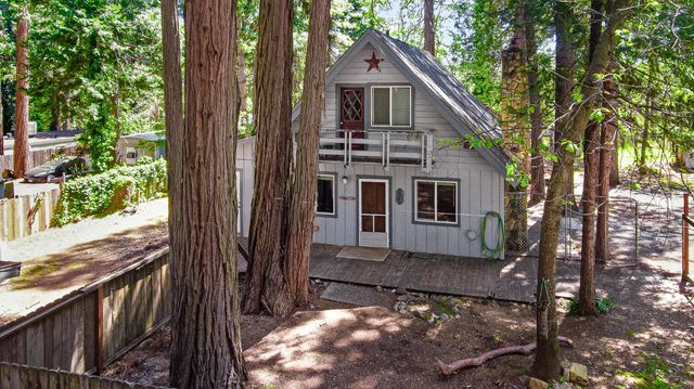 5980 Pony Express Trl, Pollock Pines, CA 95726