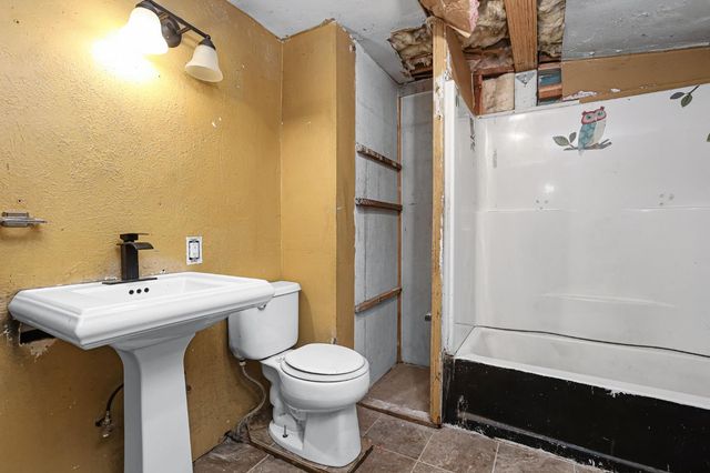 5980 Pony Express Trl, Pollock Pines, CA 95726