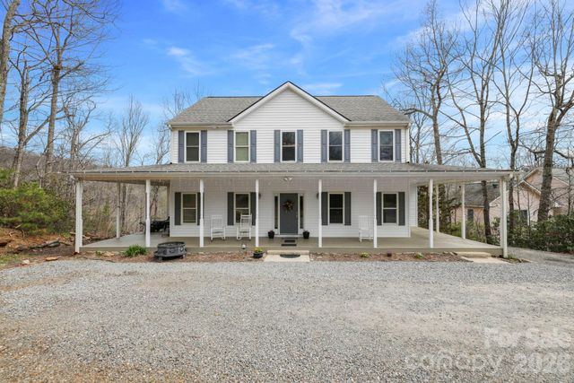 11 Starlight Drive, Black Mountain, NC 28711