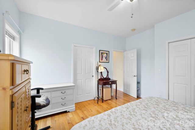 11 Starlight Drive, Black Mountain, NC 28711