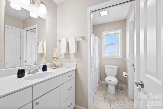 11 Starlight Drive, Black Mountain, NC 28711