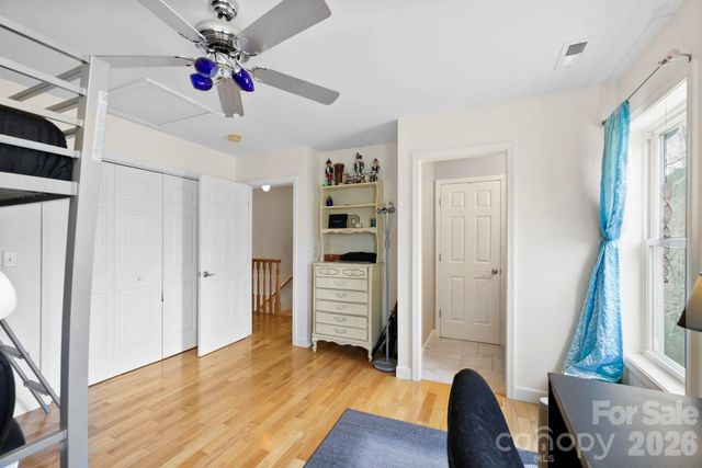 11 Starlight Drive, Black Mountain, NC 28711