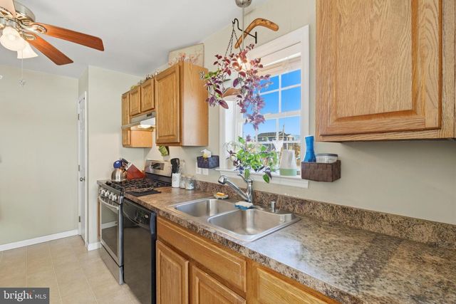 154 N SPINNAKER DR, Little Egg Harbor Twp, NJ 08087