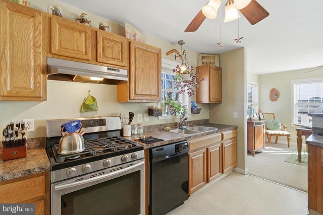 154 N SPINNAKER DR, Little Egg Harbor Twp, NJ 08087