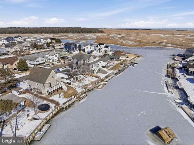 154 N SPINNAKER DR, Little Egg Harbor Twp, NJ 08087