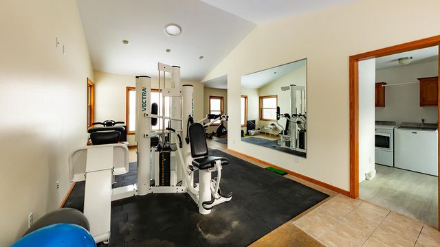 2479A Oakley Road, Stockbridge, MI 49285