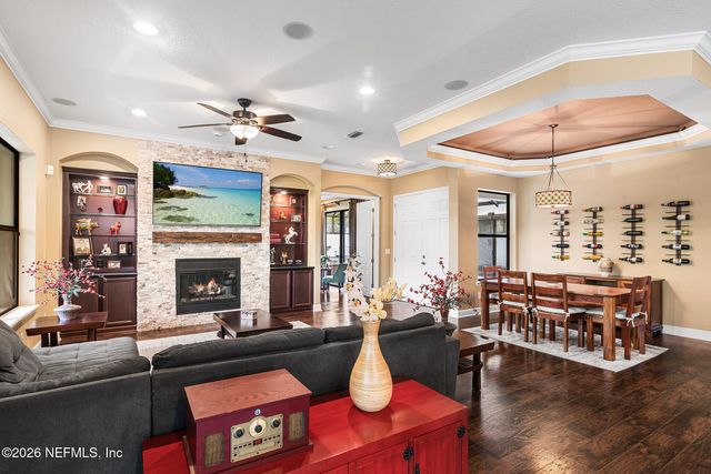 200 FLORES Way, St. Johns, FL 32259