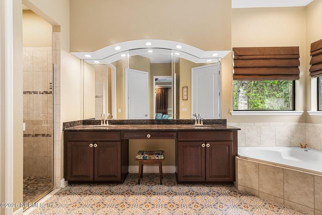 200 FLORES Way, St. Johns, FL 32259