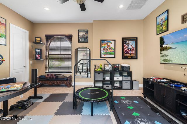 200 FLORES Way, St. Johns, FL 32259