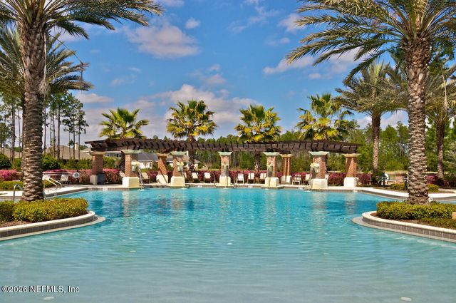 200 FLORES Way, St. Johns, FL 32259