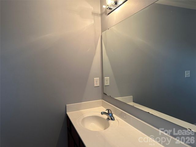 11142 Derryrush Drive, Charlotte, NC 28213