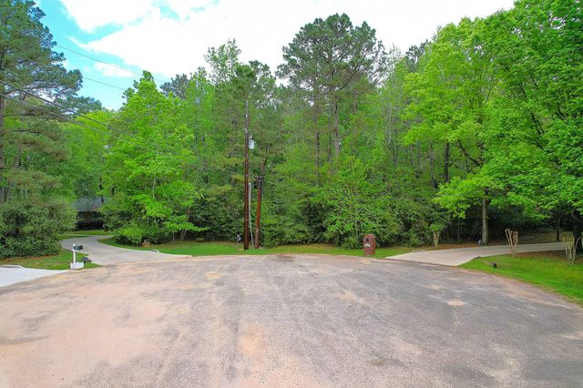 Lot 7 Ranch Trail Court, Magnolia, TX 77354