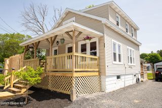 998 County Route 401, Westerlo, NY 12193