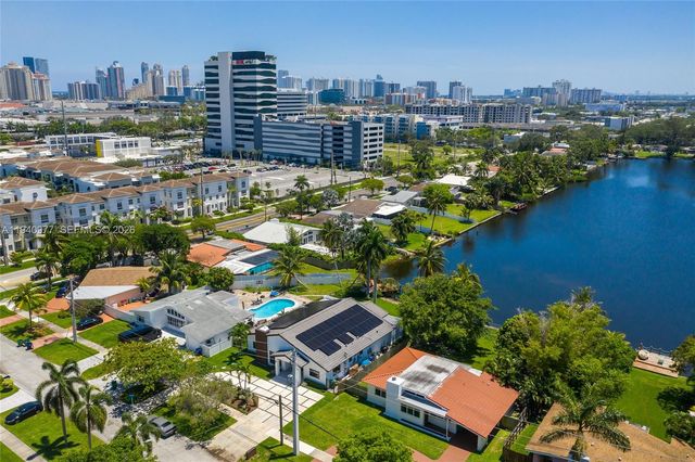 2560 NE 199th Street, Miami, FL 33180