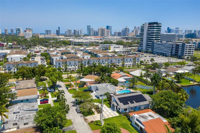 2560 NE 199th Street, Miami, FL 33180