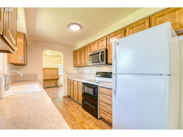 1107 Sw 23RD St, Pendleton, OR 97801