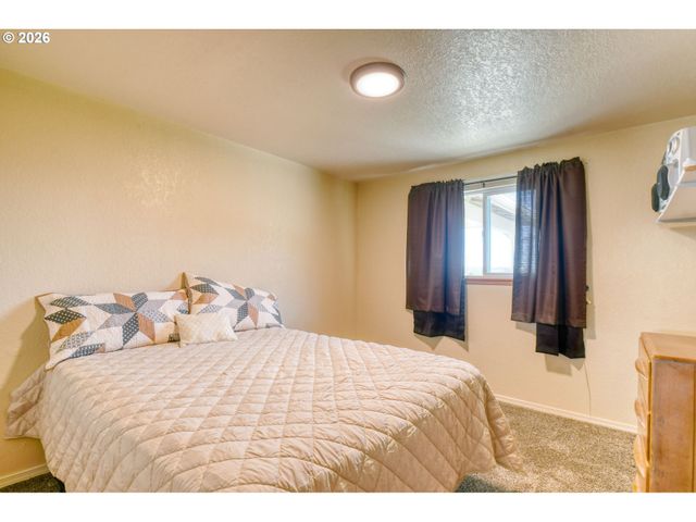 1107 Sw 23RD St, Pendleton, OR 97801