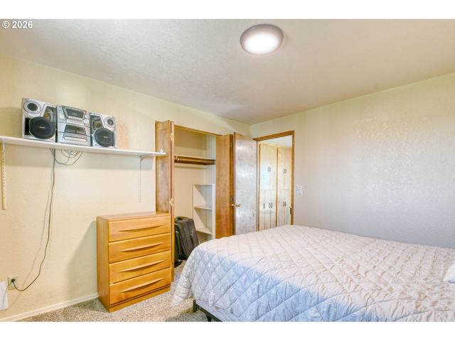 1107 Sw 23RD St, Pendleton, OR 97801