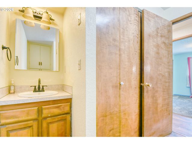 1107 Sw 23RD St, Pendleton, OR 97801