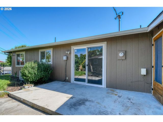 1107 Sw 23RD St, Pendleton, OR 97801