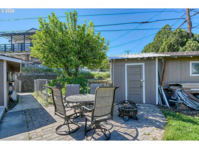1107 Sw 23RD St, Pendleton, OR 97801