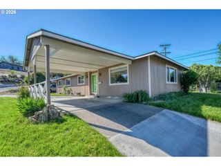1107 Sw 23RD St, Pendleton, OR 97801