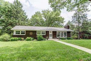 5013 Crystal Lake Dr. Drive, Godfrey, IL 62035