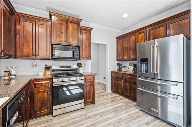 313 Spring Hill Drive, Canton, GA 30115