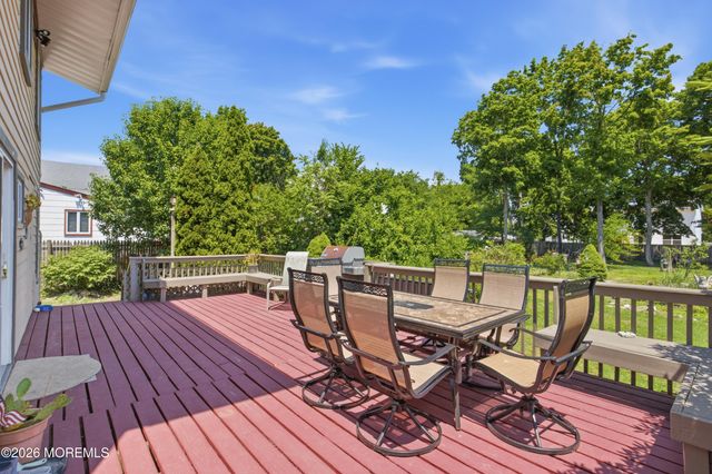 674 E Bay Avenue, Barnegat, NJ 08005