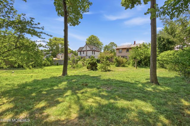 674 E Bay Avenue, Barnegat, NJ 08005