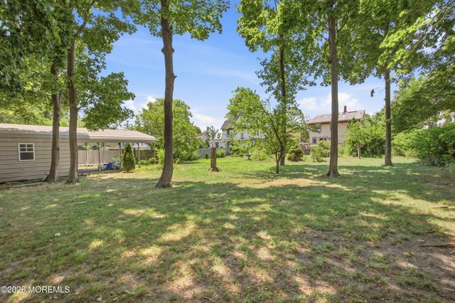 674 E Bay Avenue, Barnegat, NJ 08005