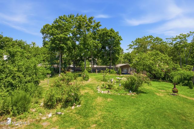 674 E Bay Avenue, Barnegat, NJ 08005