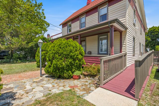 674 E Bay Avenue, Barnegat, NJ 08005