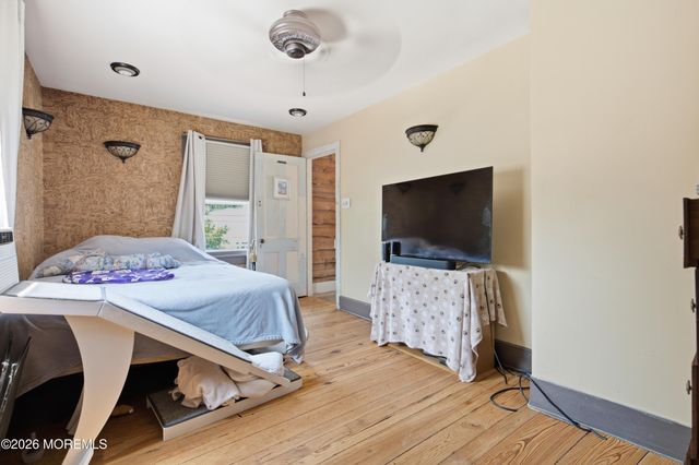 674 E Bay Avenue, Barnegat, NJ 08005