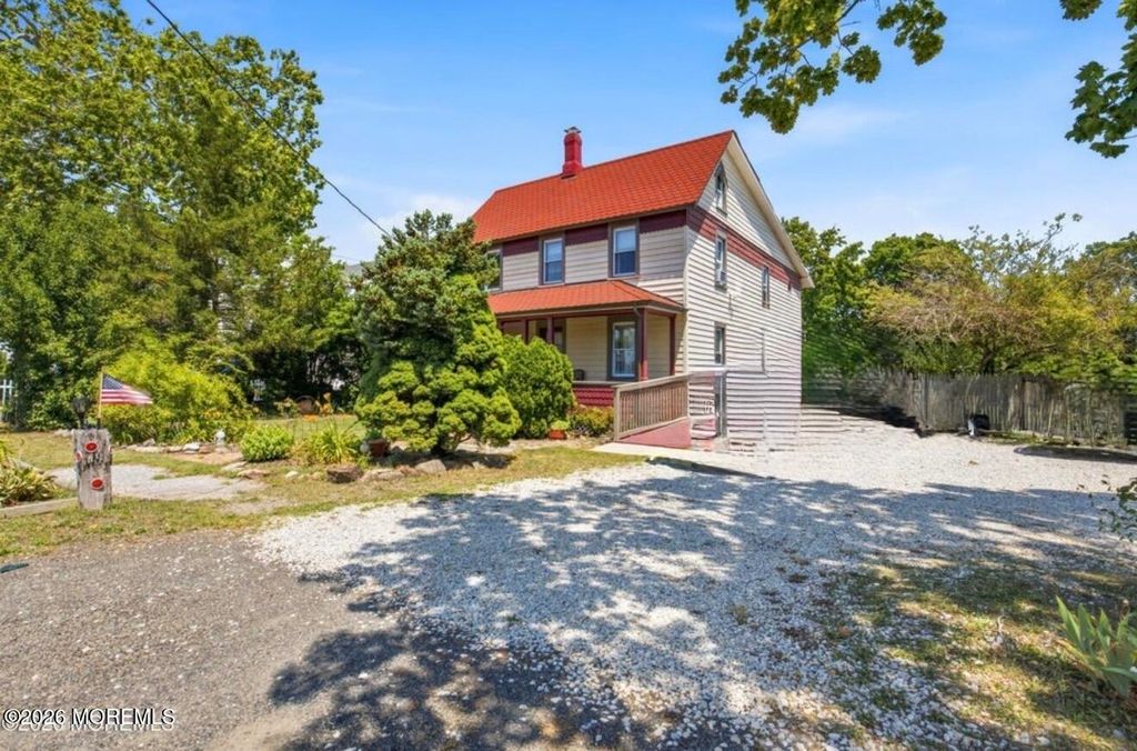674 E Bay Avenue, Barnegat, NJ 08005