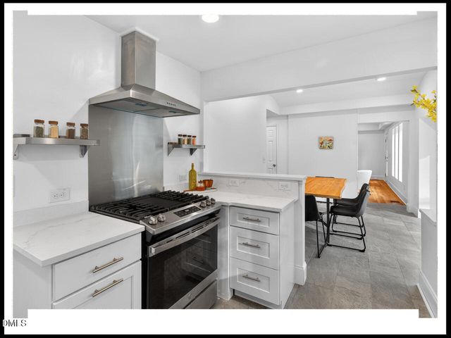 100 Eastwood Lake Road, Chapel Hill, NC 27514