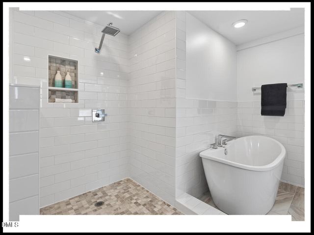 100 Eastwood Lake Road, Chapel Hill, NC 27514