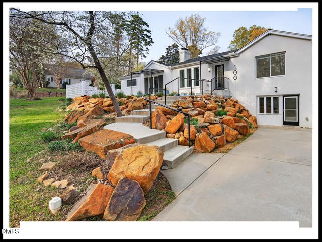 100 Eastwood Lake Road, Chapel Hill, NC 27514