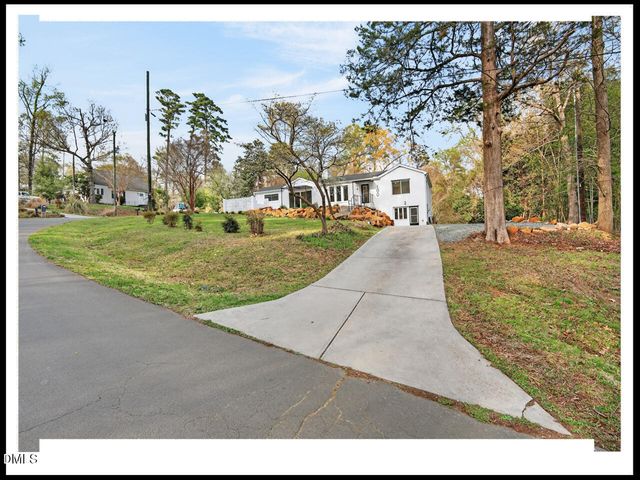 100 Eastwood Lake Road, Chapel Hill, NC 27514