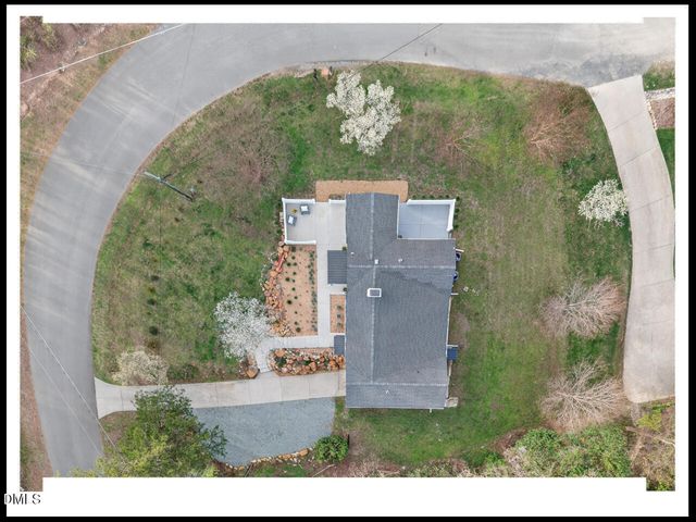 100 Eastwood Lake Road, Chapel Hill, NC 27514