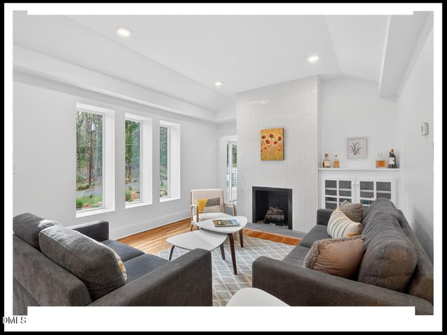 100 Eastwood Lake Road, Chapel Hill, NC 27514