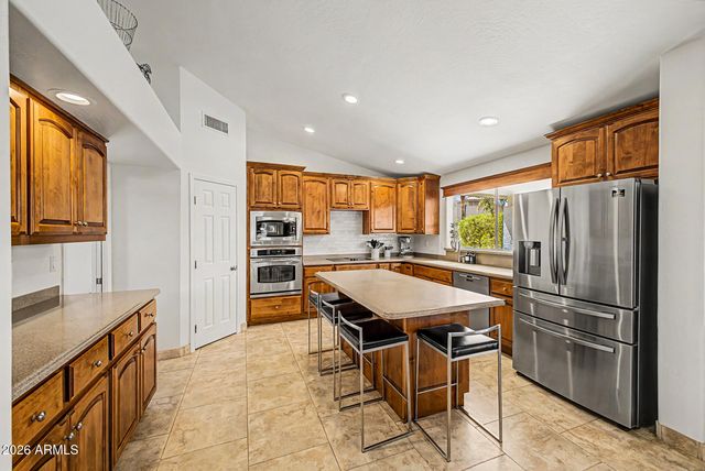 4936 W Buckskin Trail, Phoenix, AZ 85083