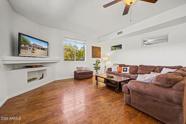 4936 W Buckskin Trail, Phoenix, AZ 85083