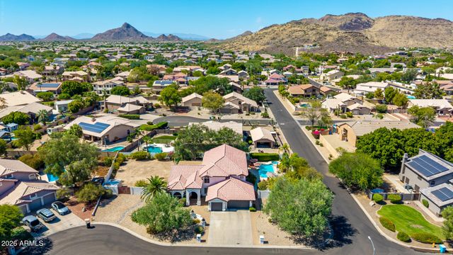 4936 W Buckskin Trail, Phoenix, AZ 85083