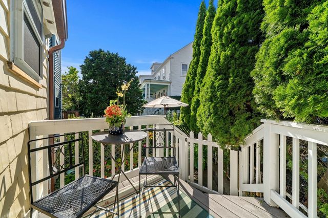 7 Lee 3, Marblehead, MA 01945