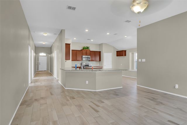 5320 Creek Hill Lane, Fort Worth, TX 76179