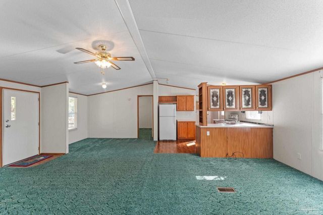 1844 Suavez Dr, Lillian, AL 36549